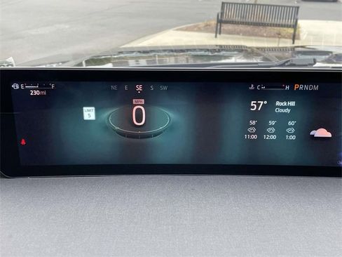 Used 2025 Ford Expedition Active image 25