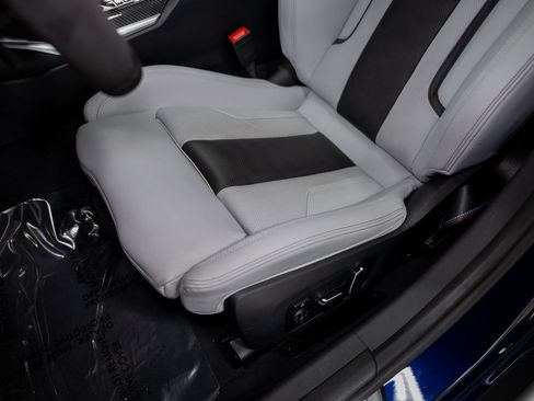 Used 2025 BMW M3 Competition w/ Executive Package image 32