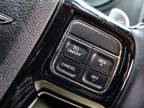 Used 2014 Chrysler 300 S image 23