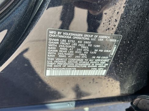 Used 2024 Volkswagen Atlas SE w/ Panoramic Sunroof Package image 33