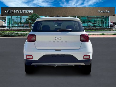 New 2026 Hyundai Venue SE image 6