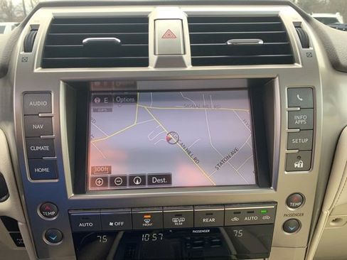 Used 2016 Lexus GX 460 w/ Premium Package image 35