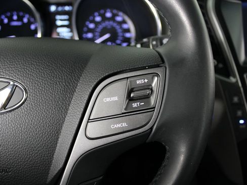 Used 2019 Hyundai Santa Fe XL SE w/ SE Premium Package 02 FWD image 24