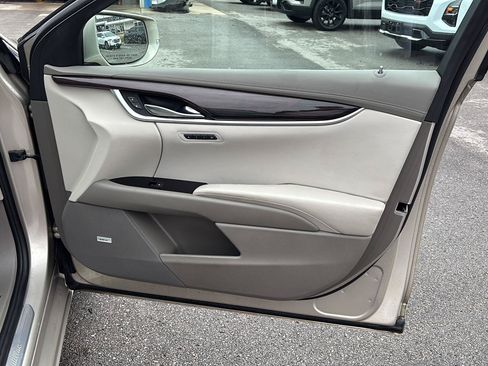 Used 2014 Cadillac XTS Platinum AWD/4WD image 24