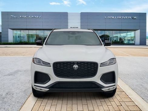 Used 2026 Jaguar F-PACE R-Dynamic S AWD/4WD image 2