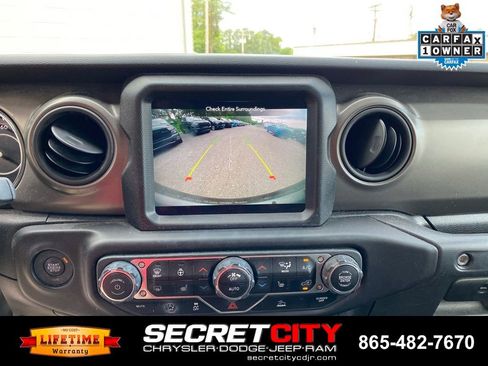 Used 2023 Jeep Wrangler Sport AWD/4WD image 15