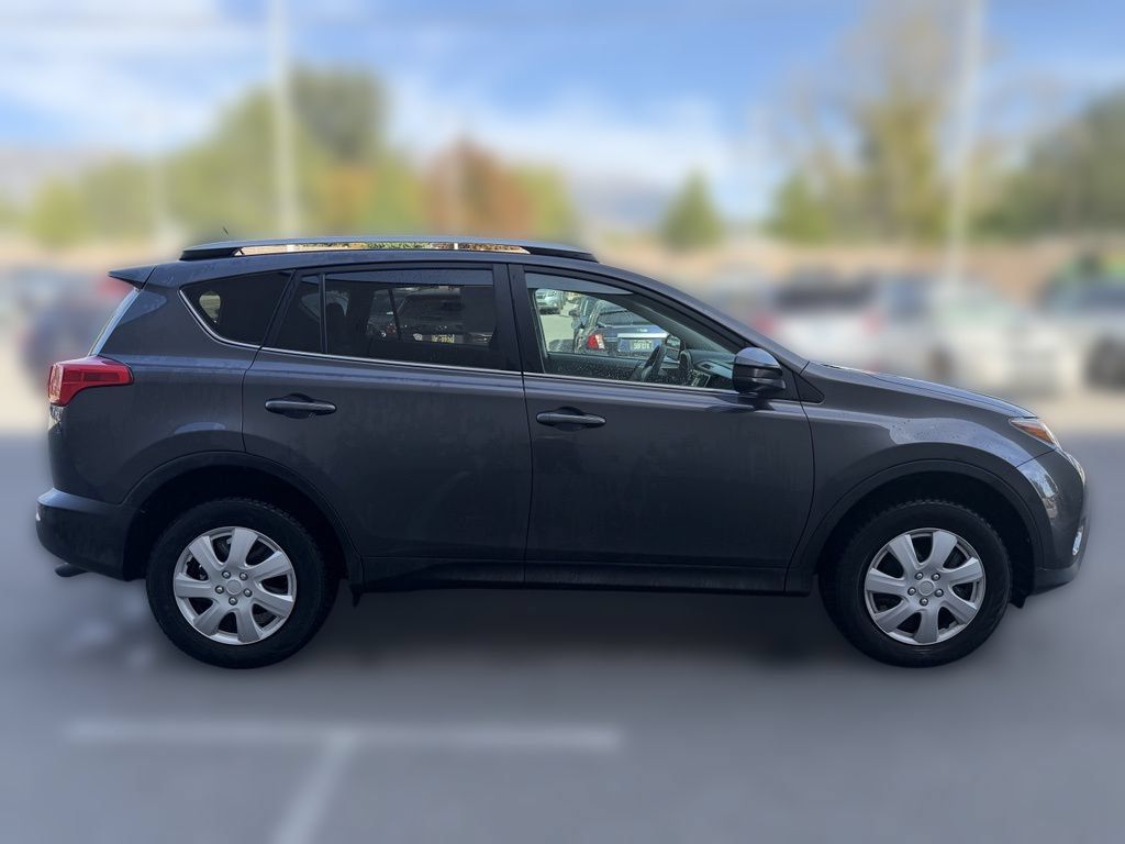 Used 2013 Toyota RAV4 LE AWD/4WD image 7