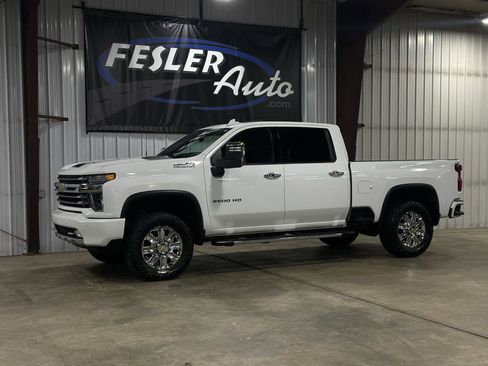 Used 2020 Chevrolet Silverado 2500 High Country w/ Z71 Off-Road Package image 30