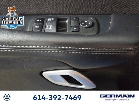 Used 2022 Dodge Challenger R/T image 25