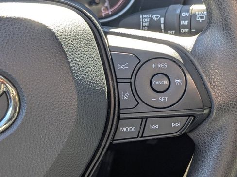 Used 2023 Toyota RAV4 XLE image 29