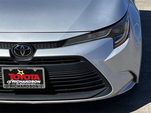 Used 2024 Toyota Corolla LE image 8