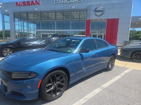 Used 2023 Dodge Charger SXT w/ Blacktop Package RWD image 6