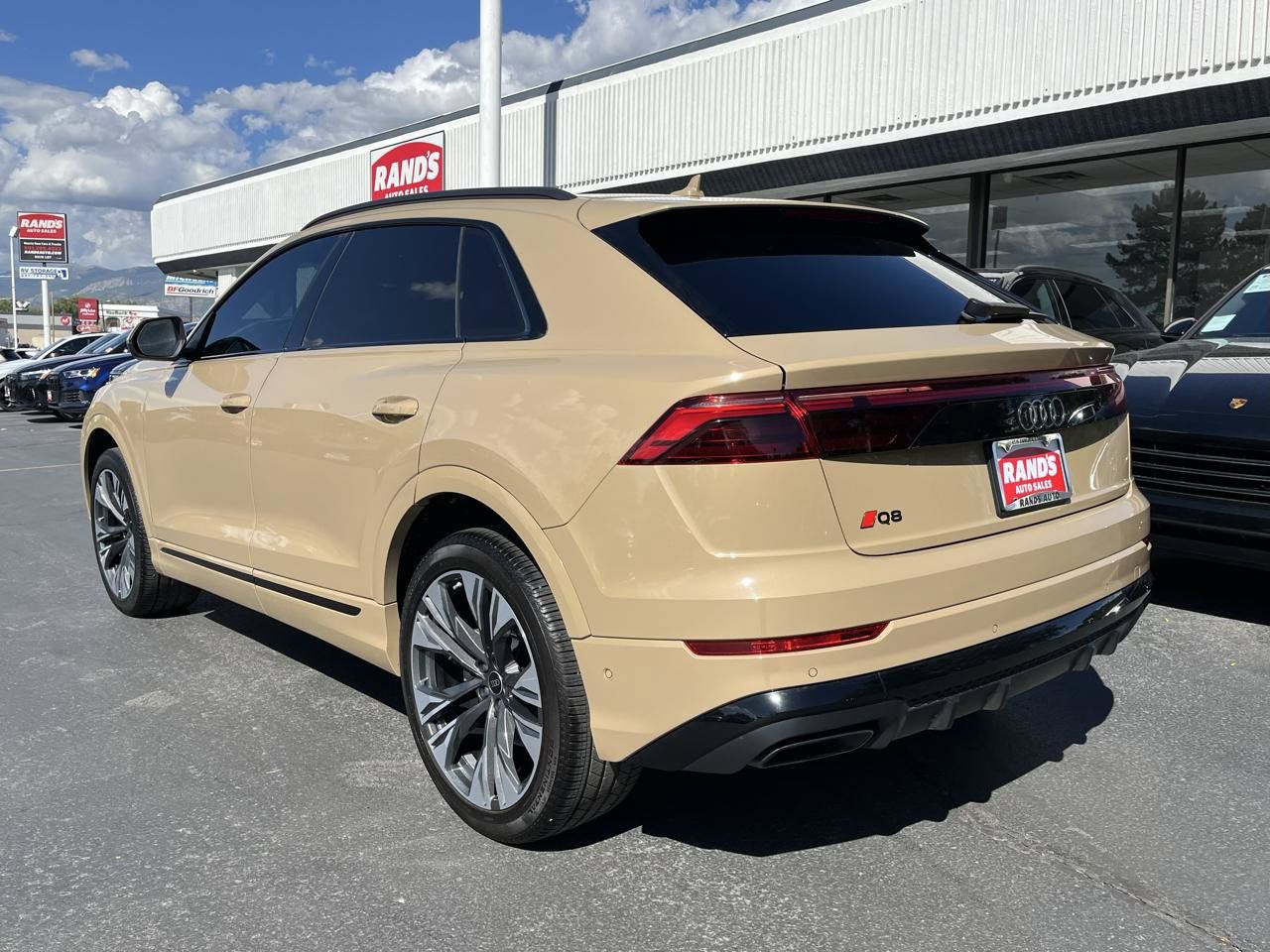 Used 2024 Audi Q8 Premium Plus w/ Premium Plus Package AWD/4WD image 8