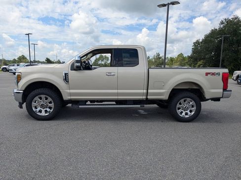 Used 2018 Ford F250 Lariat w/ Chrome Package AWD/4WD image 7