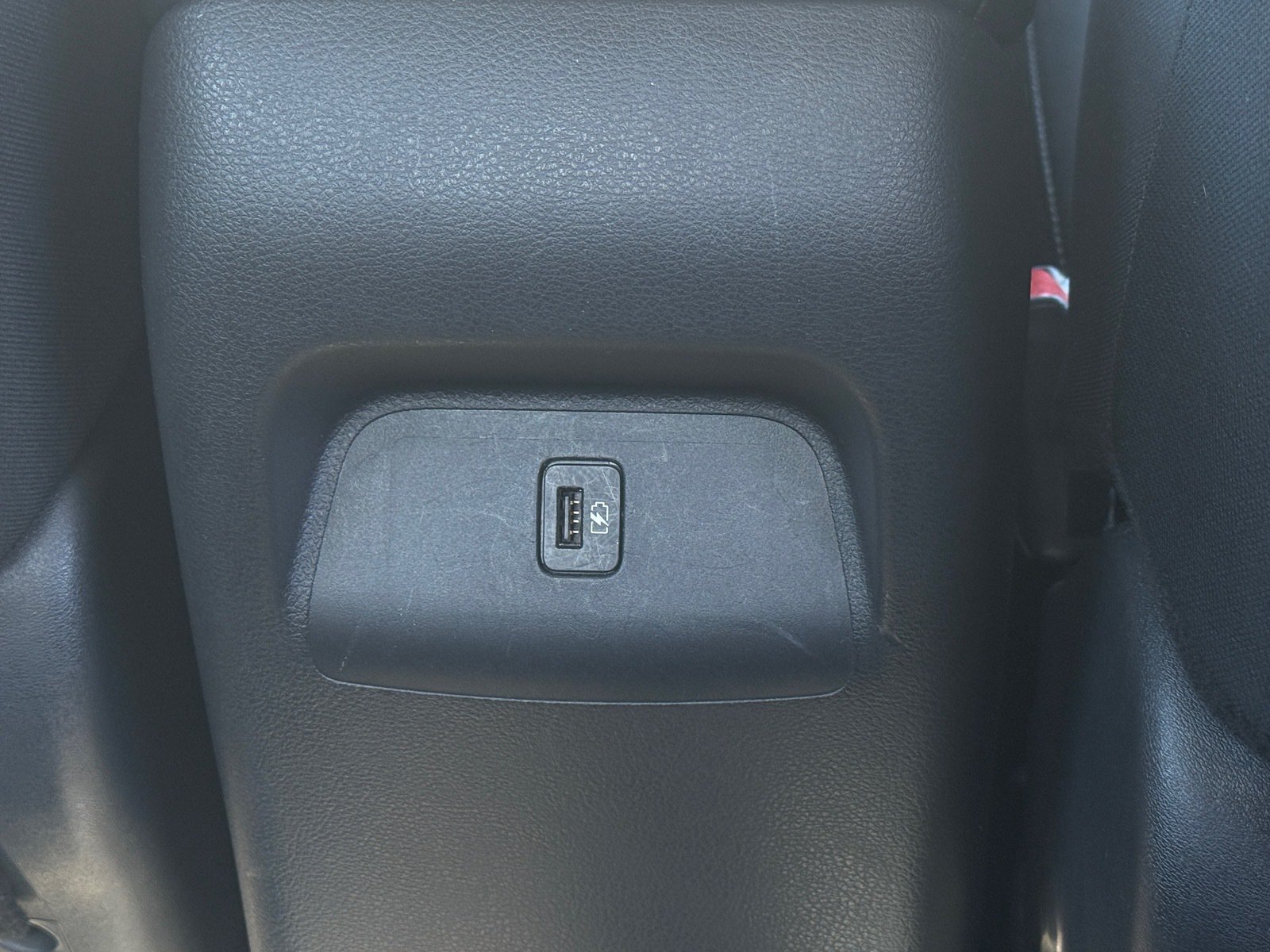 Used 2025 Nissan Sentra SV FWD image 14