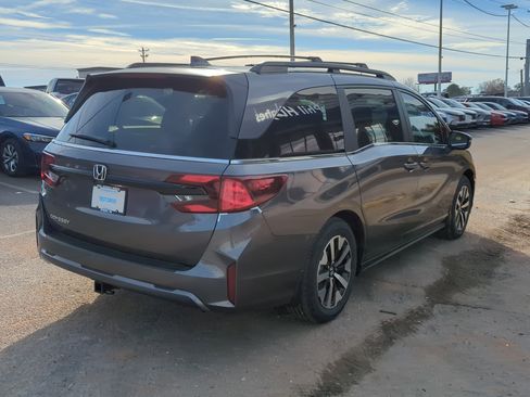 New 2026 Honda Odyssey EX-L image 4