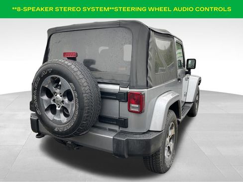 Used 2016 Jeep Wrangler Sahara w/ Connectivity Group AWD/4WD image 7