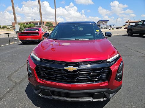 Used 2026 Chevrolet Equinox LT w/ Convenience Package II AWD/4WD image 8
