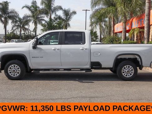 Used 2024 Chevrolet Silverado 2500 LT AWD/4WD image 5