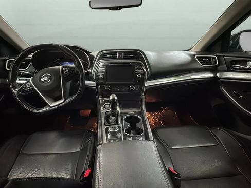 Used 2019 Nissan Maxima 3.5 SV w/ Floor Mat Group FWD image 9