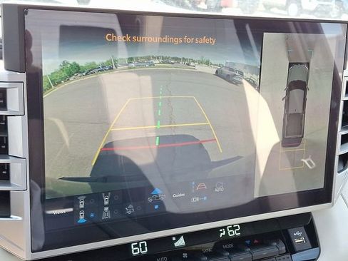 Used 2025 Toyota Tundra Capstone AWD/4WD image 16