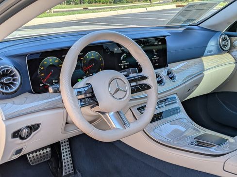 Used 2023 Mercedes-Benz E 450 Coupe image 11