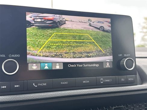 Used 2024 Honda CR-V EX image 24