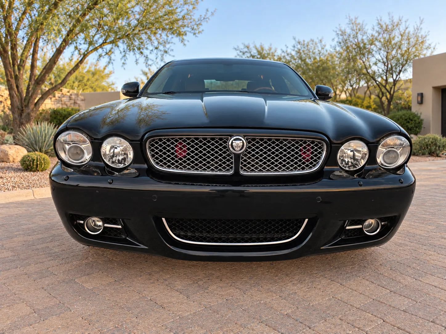 Used 2009 Jaguar XJ8 RWD image 8