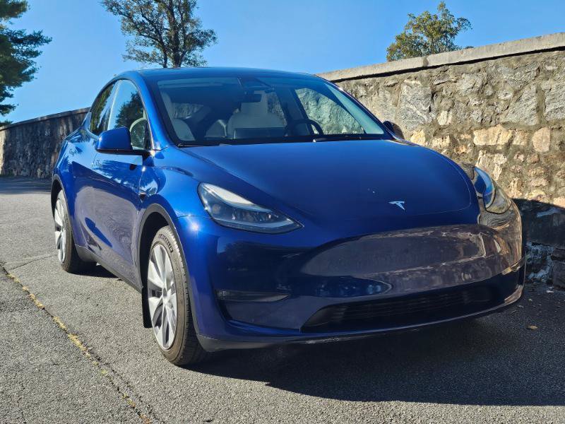 Used 2023 Tesla Model Y Long Range AWD/4WD image 12