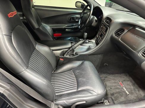 Used 2001 Chevrolet Corvette Z06 RWD image 24