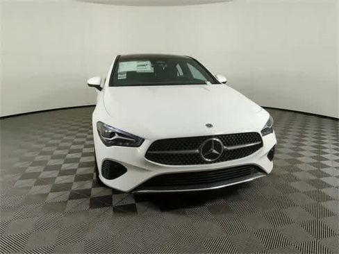 Certified 2025 Mercedes-Benz CLA 250 4MATIC image 43