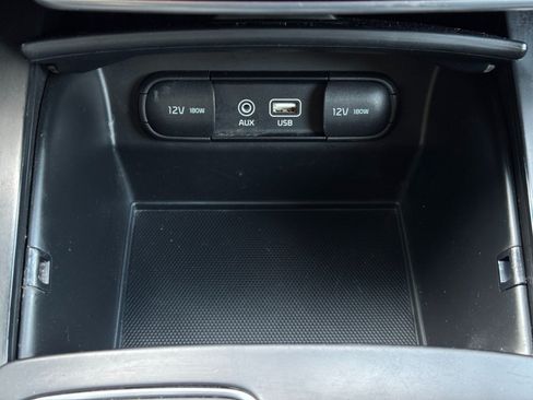 Used 2020 Kia Sorento S FWD image 26