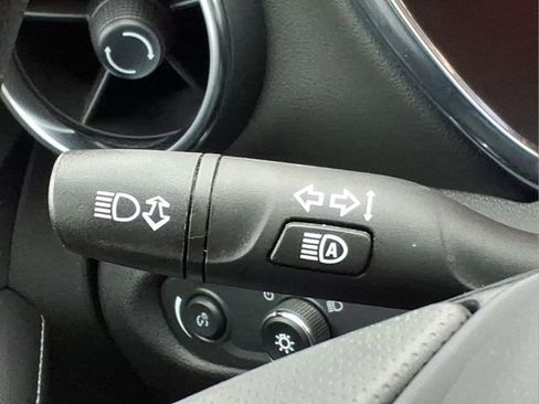 Used 2024 Chevrolet Blazer LT w/ Convenience Package image 27