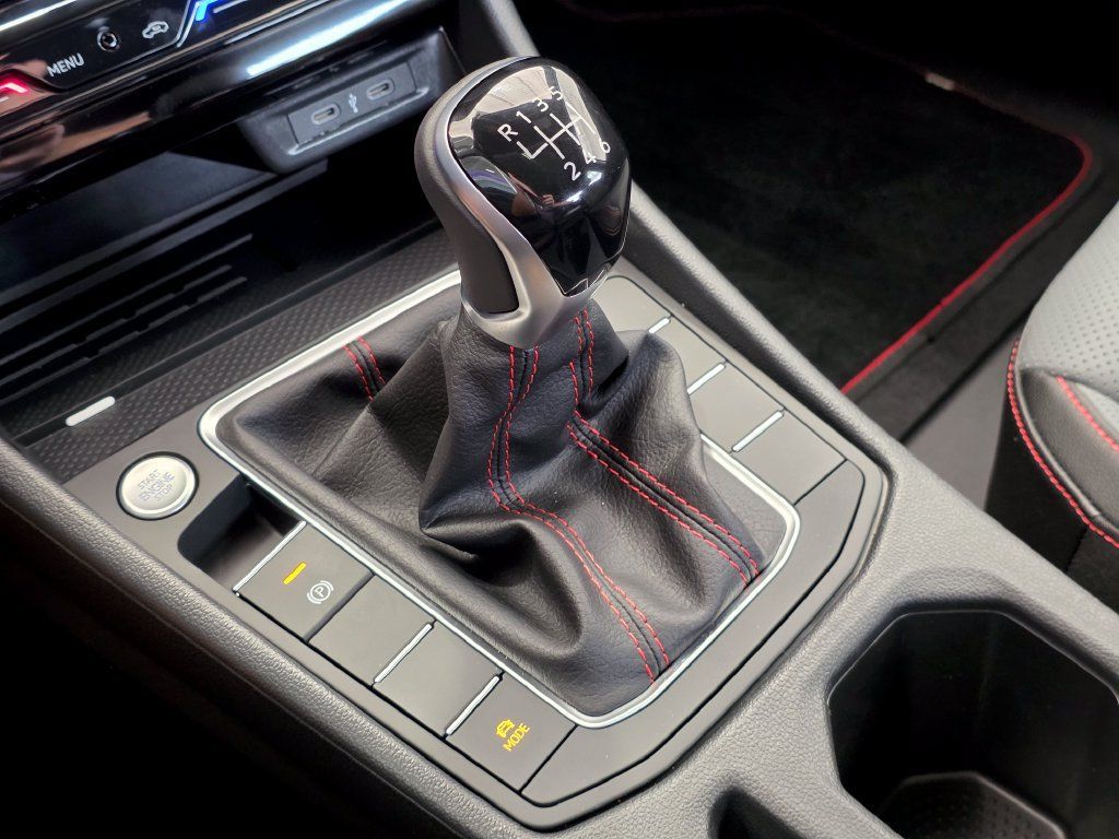 New 2026 Volkswagen Jetta GLI Autobahn FWD image 18