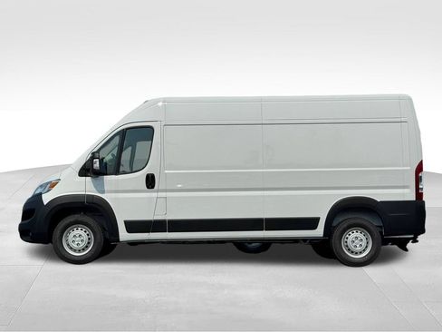 New 2026 RAM ProMaster 3500 w/ Storage Group FWD image 4