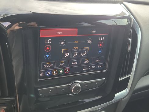 Used 2023 Chevrolet Traverse LT w/ LPO, Floor Liner Package image 25