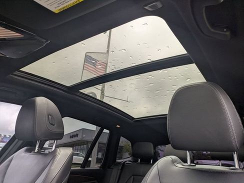 Used 2019 BMW X3 sDrive30i w/ Convenience Package RWD image 17