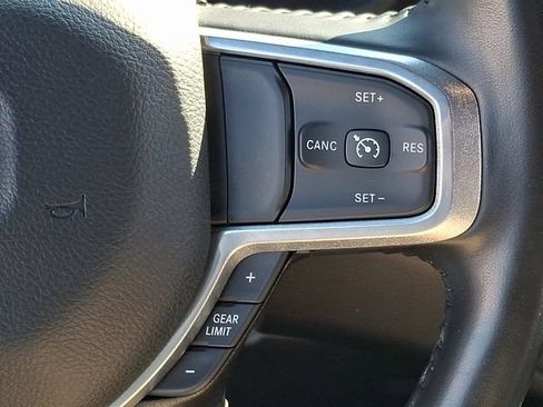 Used 2023 RAM 1500 Laramie AWD/4WD image 24