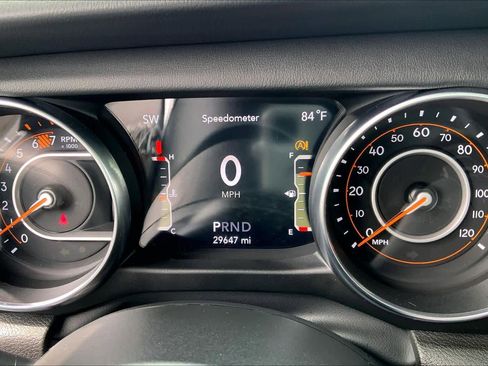 Used 2022 Jeep Wrangler Unlimited Sahara w/ LED Lighting Group AWD/4WD image 22