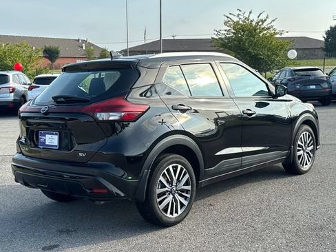 Used 2024 Nissan Kicks SV FWD image 5