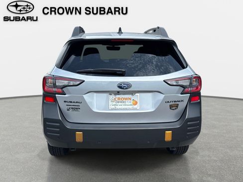 Used 2025 Subaru Outback Wilderness AWD/4WD image 5