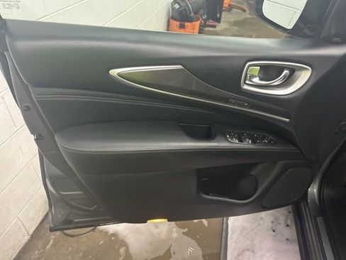 Used 2020 INFINITI QX60 Luxe image 8