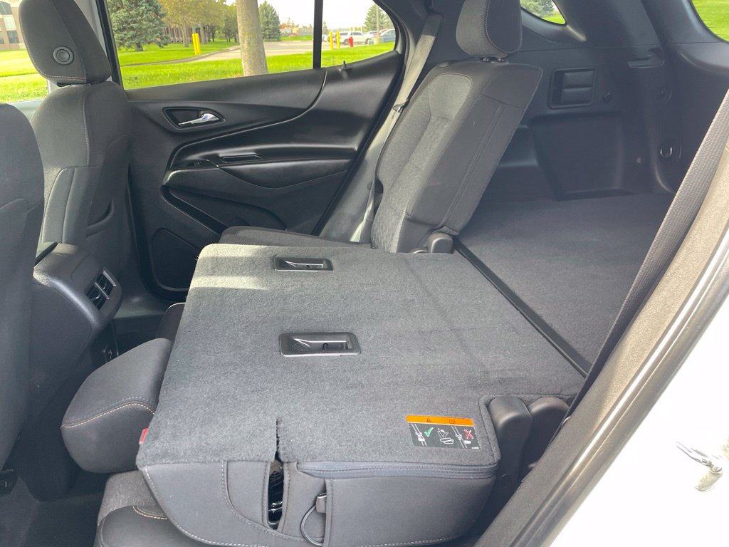 Used 2024 Chevrolet Equinox LT AWD/4WD image 25