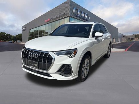 Used 2025 Audi Q3 2.0T Premium w/ Convenience Package image 1