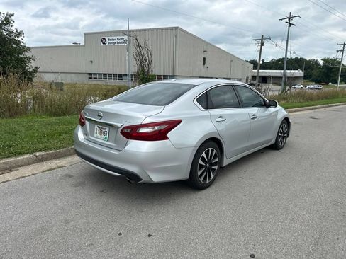 Used 2018 Nissan Altima 2.5 SL FWD image 3