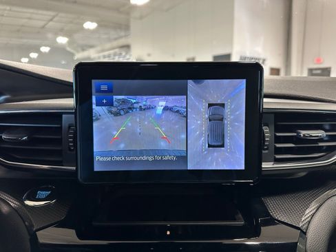 Used 2022 Ford Explorer ST-Line w/ Class IV Trailer Tow Package image 31