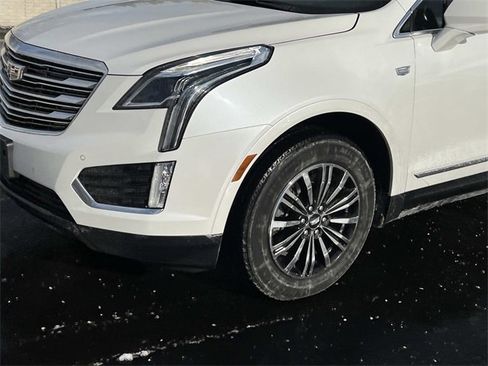 Used 2019 Cadillac XT5 Luxury image 9