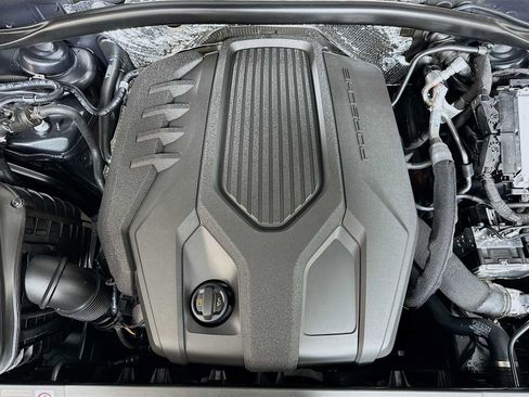 New 2026 Porsche Macan image 31