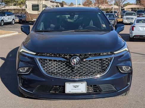 Used 2024 Buick Enclave Avenir image 8