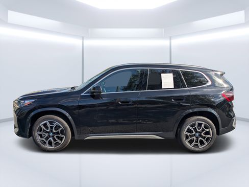 Used 2025 BMW X1 xDrive28i w/ Convenience Package AWD/4WD image 9
